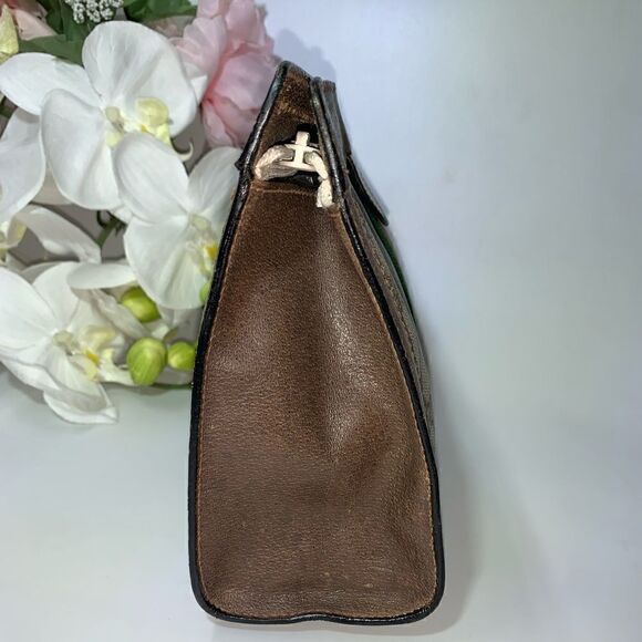 💎Authentic💎 GUCCI Sherry Line GG Logo Clutch Bag - Picture 4 of 14